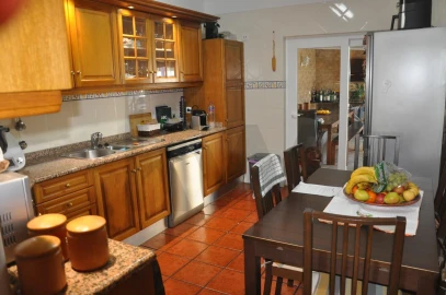 Moradia T3 para Venda em Gaio-Rosário e Sarilhos Pequenos