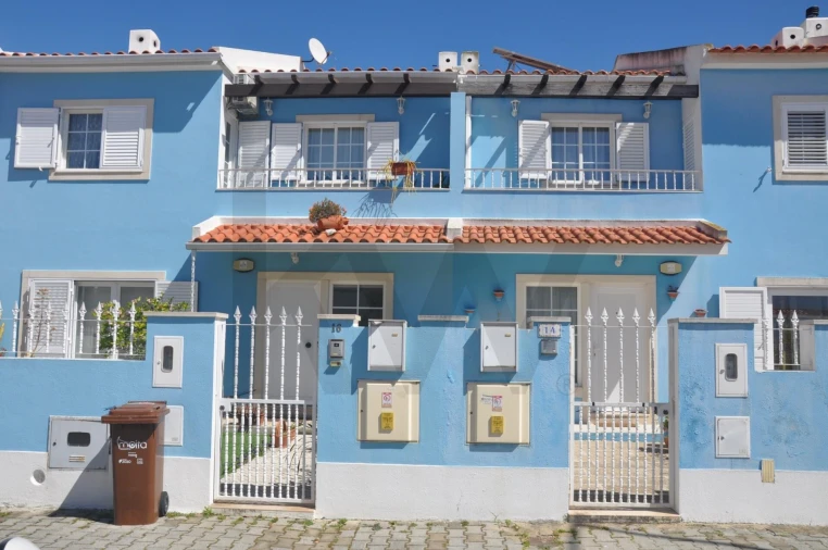 Moradia T3 para Venda em Gaio-Rosário e Sarilhos Pequenos Foto 2