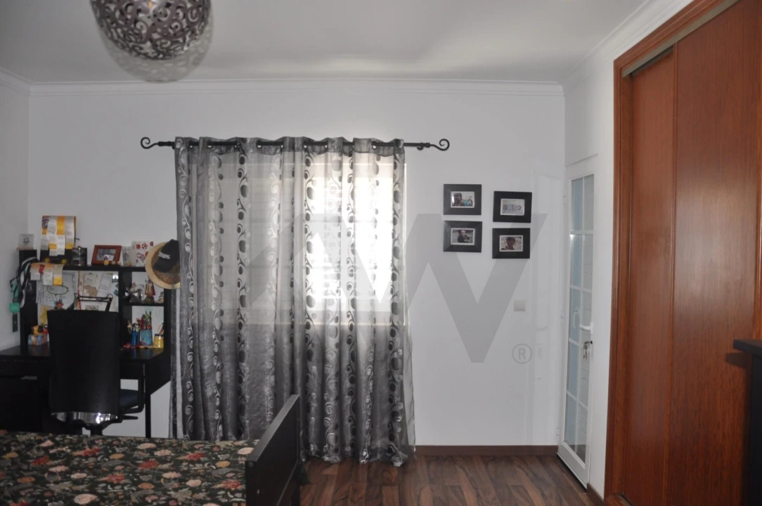 Moradia T3 para Venda em Gaio-Rosário e Sarilhos Pequenos Foto 19