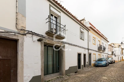 Moradia T2 para Venda em Évora (São Mamede, Sé, São Pedro e Santo Antão)