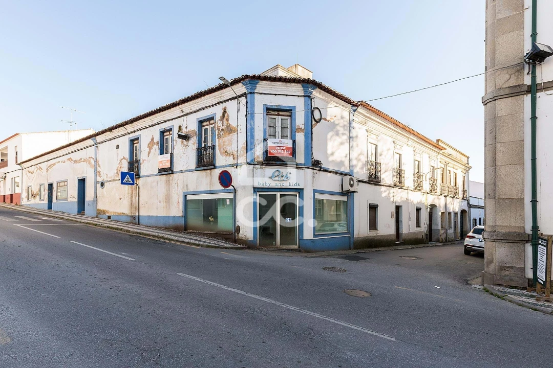 Prédio para Venda em Reguengos de Monsaraz Foto 1