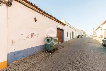 Prédio para Venda em Reguengos de Monsaraz