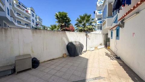 Negócio para Venda em Quarteira