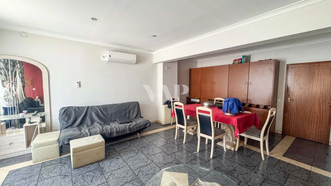 Negócio para Venda em Quarteira Foto 19