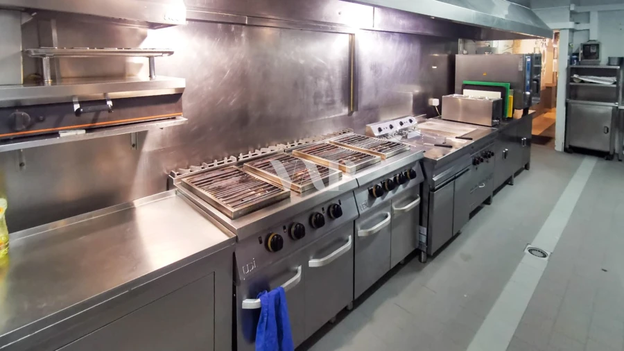 Negócio para Venda em Quarteira Foto 14