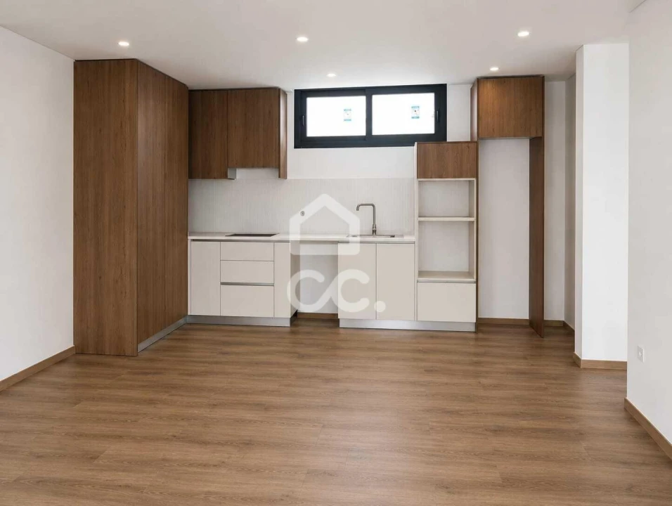 Apartamento T1 para Venda em Oliveira (São Mateus) Foto 1