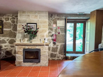 Moradia T6 para Venda em Ovoa e Vimieiro