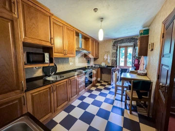 Moradia T6 para Venda em Ovoa e Vimieiro