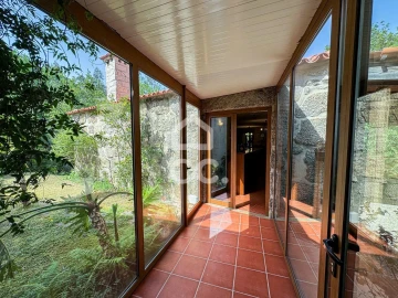 Moradia T6 para Venda em Ovoa e Vimieiro