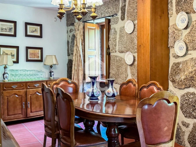 Moradia T6 para Venda em Ovoa e Vimieiro Foto 16