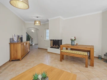 Moradia T3 para Venda em Lagoa e Carvoeiro