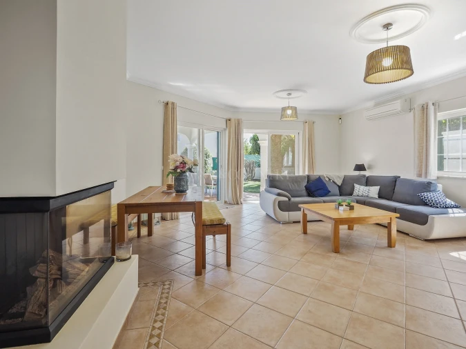 Moradia T3 para Venda em Lagoa e Carvoeiro Foto 6