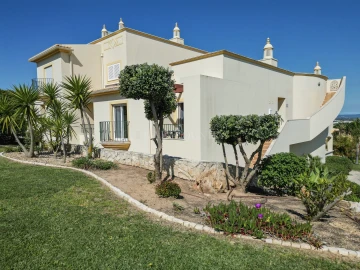 Apartamento T2 para Venda em Estômbar e Parchal