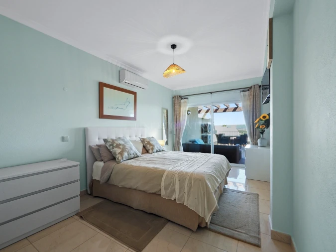 Apartamento T2 para Venda em Estômbar e Parchal Foto 9