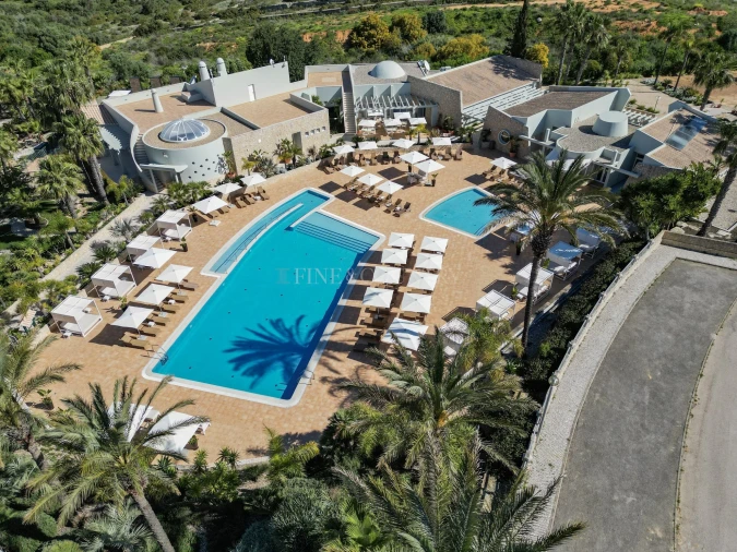 Apartamento T2 para Venda em Estômbar e Parchal Foto 30