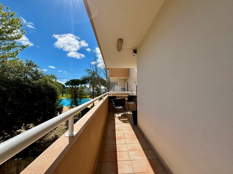 Apartamento T2 para Venda em Quarteira Foto 2