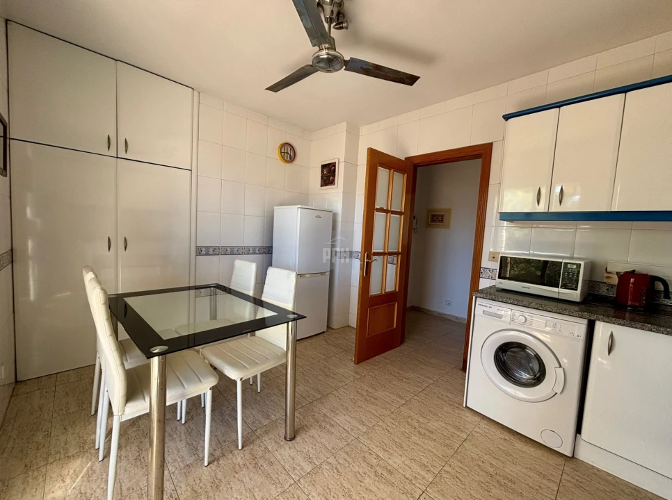 Apartamento T2 para Venda em Quarteira Foto 8