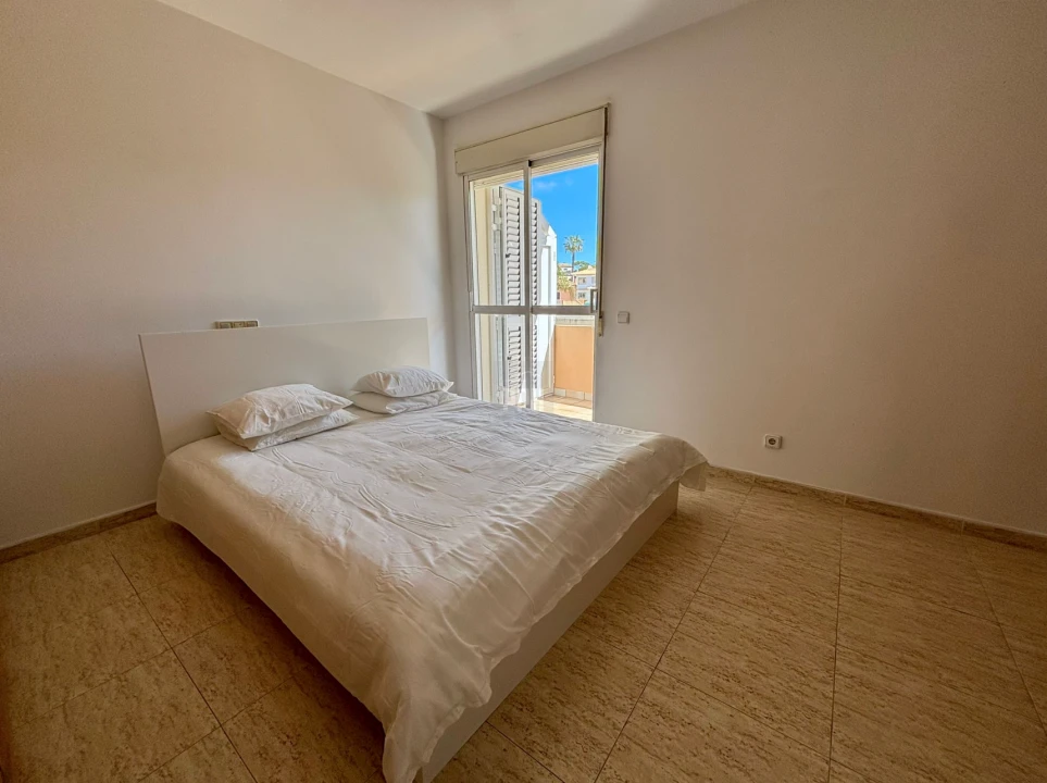 Apartamento T2 para Venda em Quarteira Foto 15