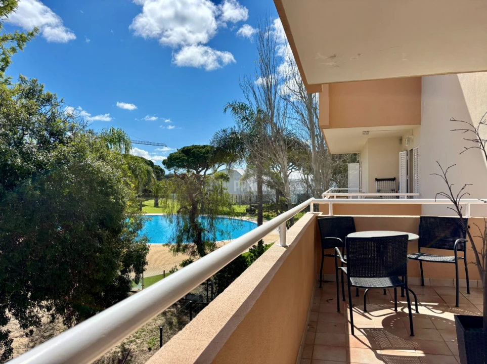 Apartamento T2 para Venda em Quarteira Foto 1