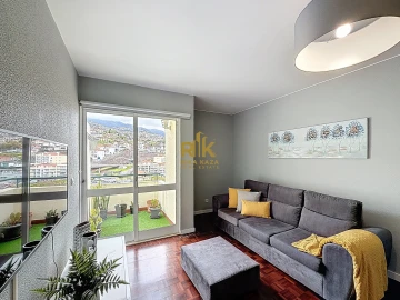 Apartamento T4 para Venda em Santo Antonio