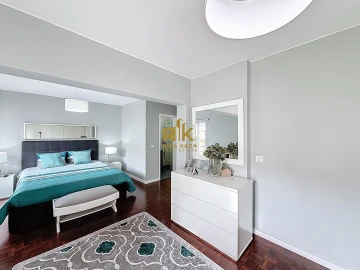 Apartamento T4 para Venda em Santo Antonio