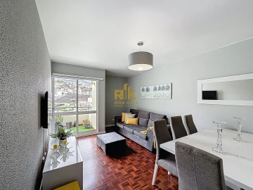 Apartamento T4 para Venda em Santo Antonio