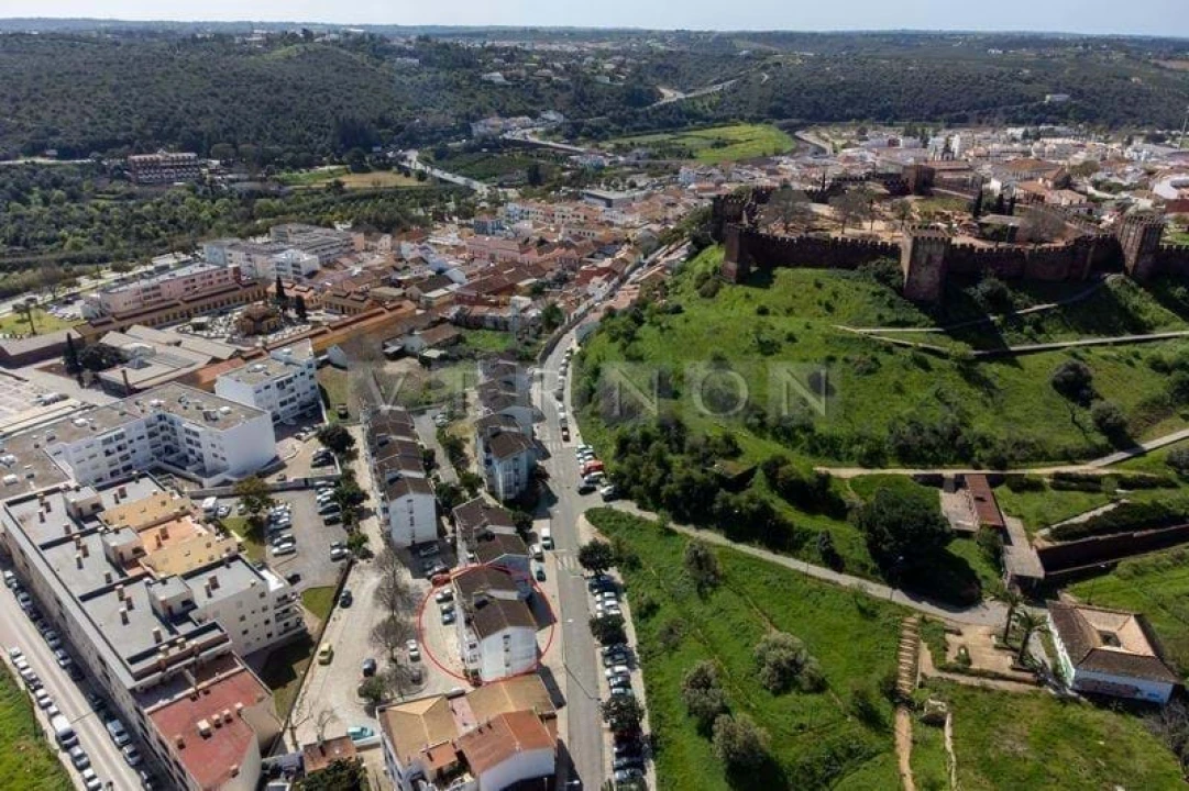 Apartamento T1 para Venda em Silves Foto 3