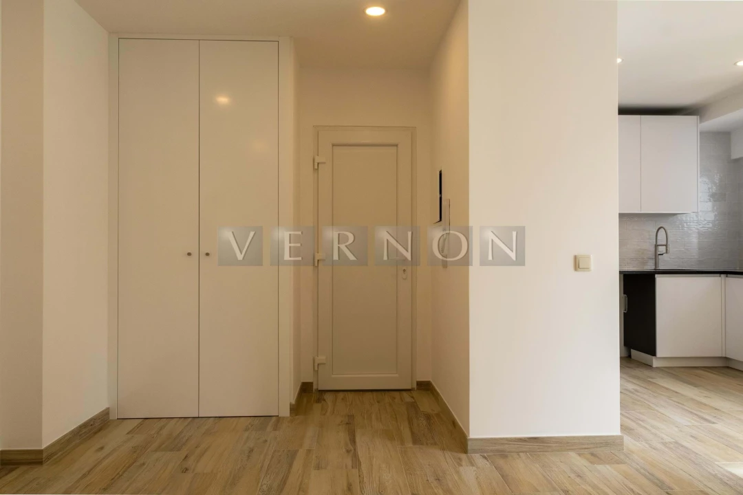 Apartamento T1 para Venda em Silves Foto 13