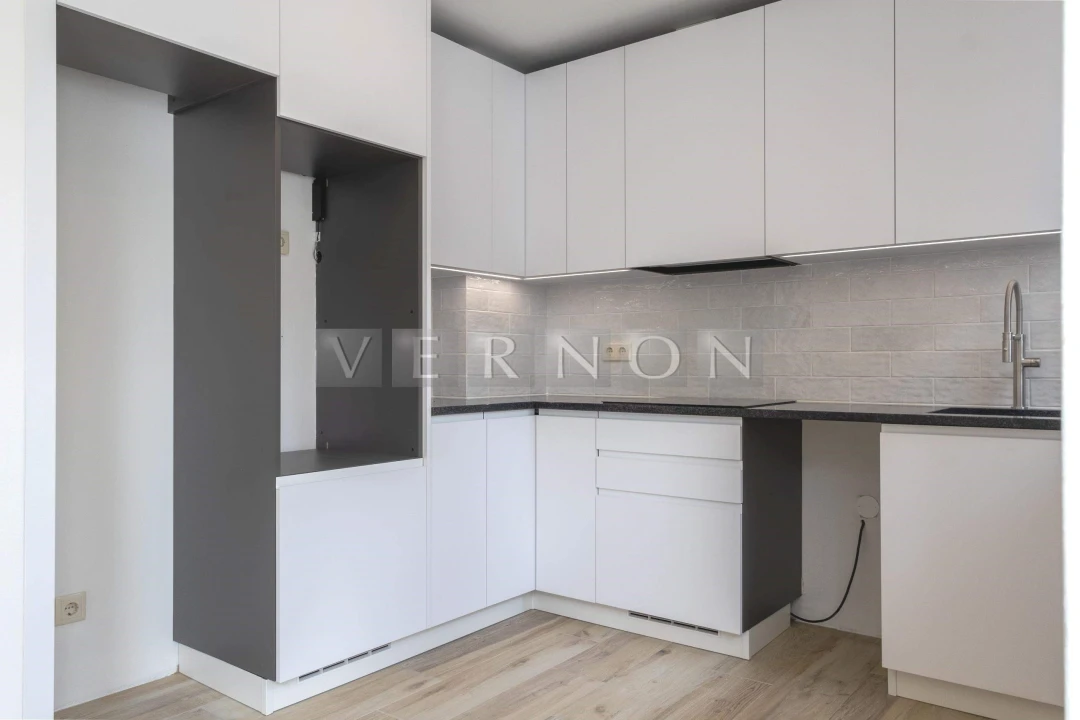 Apartamento T1 para Venda em Silves Foto 17
