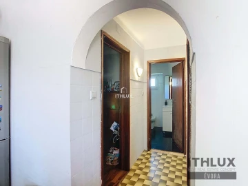 Moradia T2 para Venda em São Bento do Cortiço e Santo Estêvão