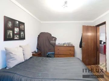 Moradia T2 para Venda em São Bento do Cortiço e Santo Estêvão