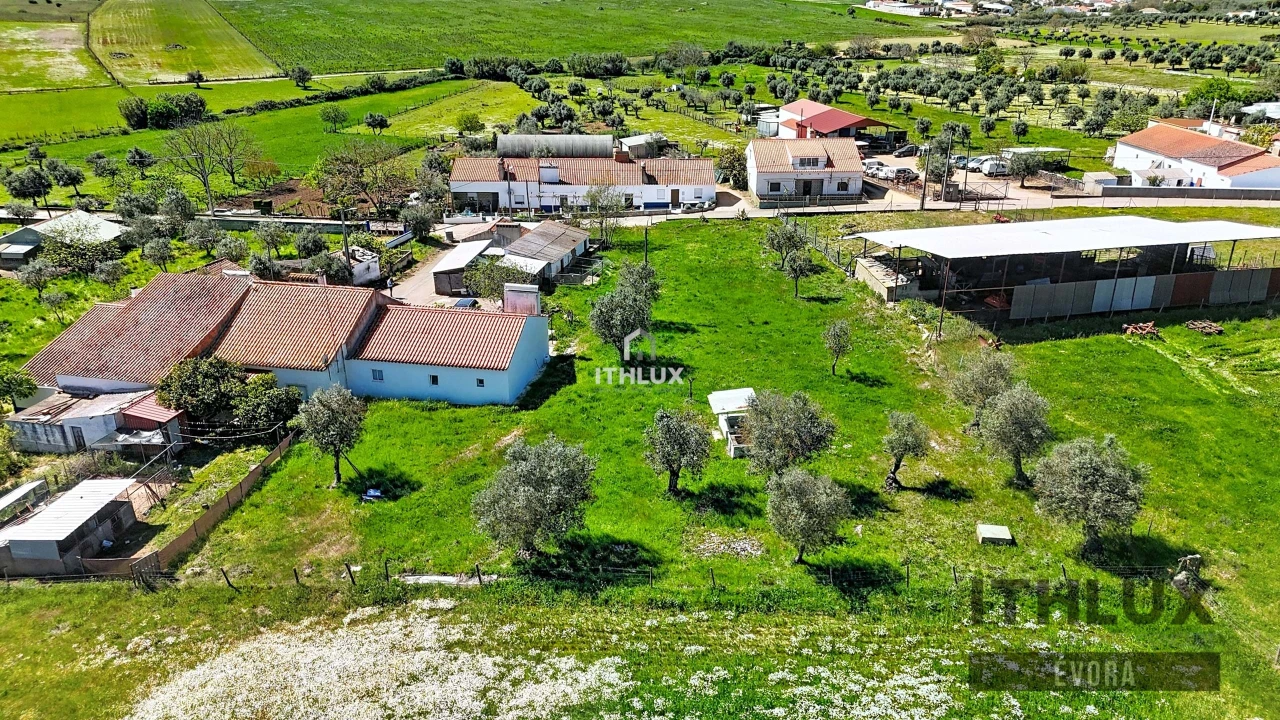 Moradia T2 para Venda em São Bento do Cortiço e Santo Estêvão Foto 15