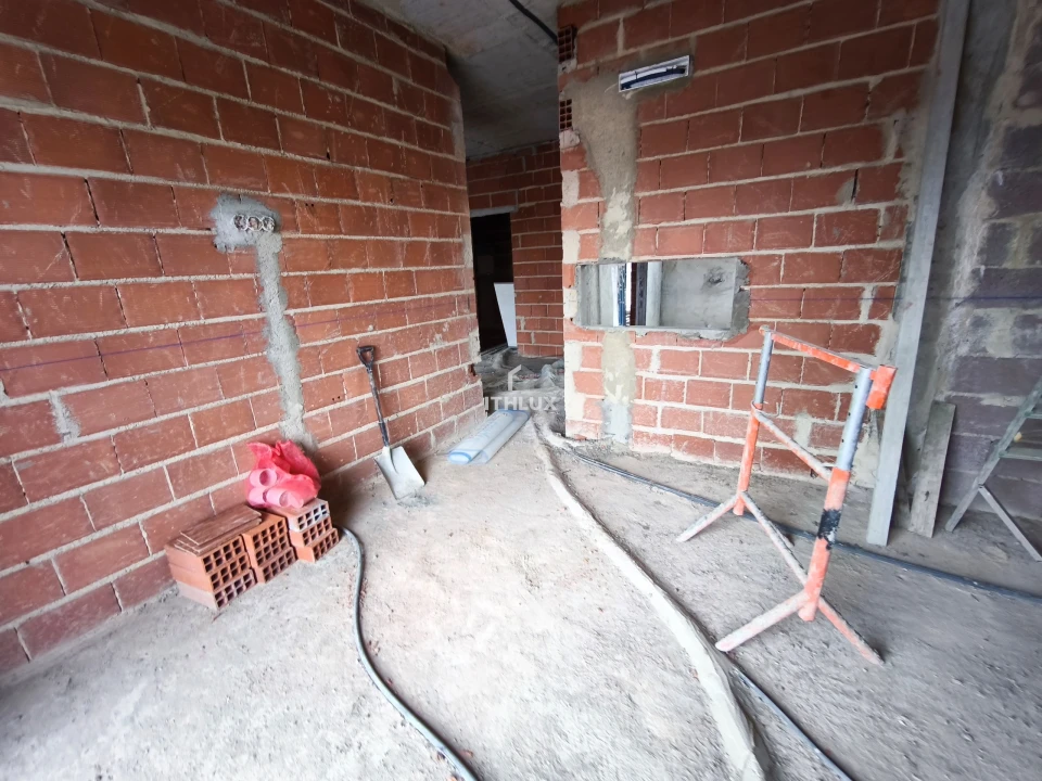 Apartamento T4 para Venda em Fernao Ferro Foto 27