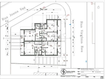 Apartamento T4 para Venda em Fernao Ferro