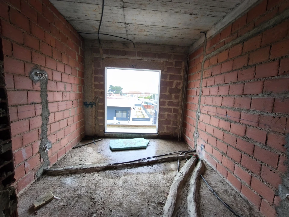 Apartamento T4 para Venda em Fernao Ferro Foto 23