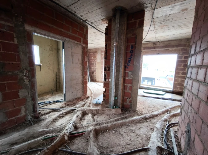 Apartamento T4 para Venda em Fernao Ferro Foto 33