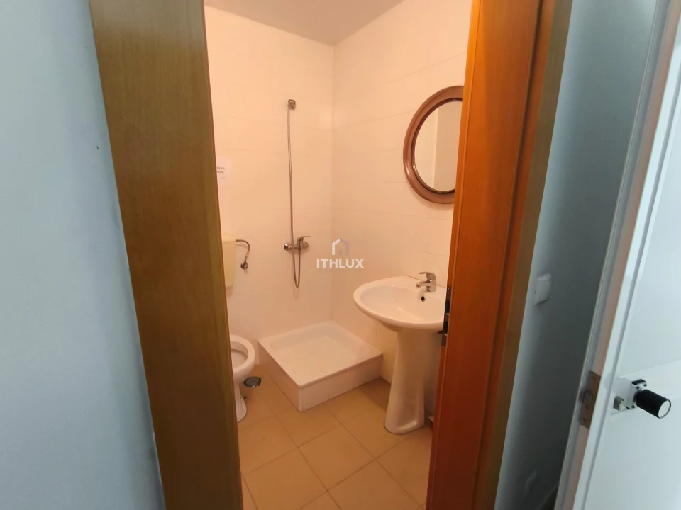 Negócio para Venda em Pinhal Novo Foto 26