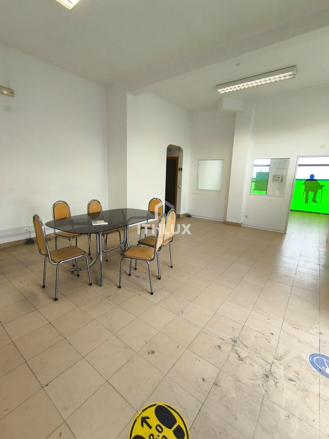 Negócio para Venda em Pinhal Novo Foto 25