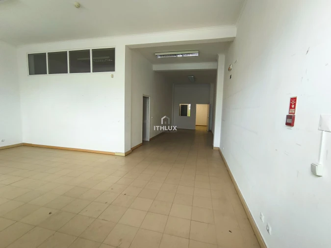 Negócio para Venda em Pinhal Novo Foto 31