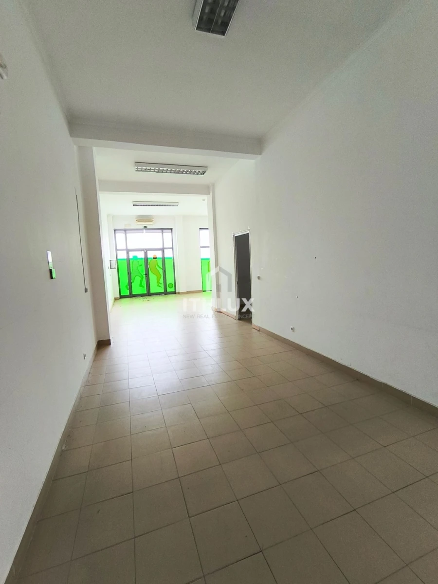 Negócio para Venda em Pinhal Novo Foto 43