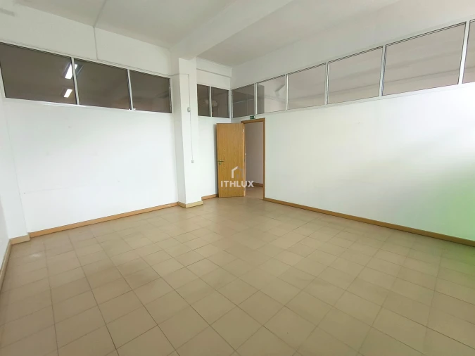 Negócio para Venda em Pinhal Novo Foto 6