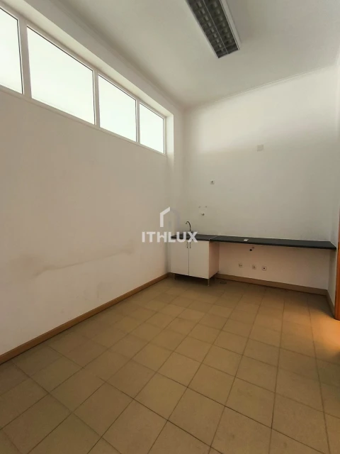 Negócio para Arrendamento em Pinhal Novo