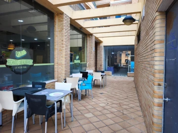 Negócio para Venda em Santo António dos Cavaleiros e Frielas