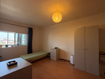 Apartamento T1 para Venda em Venteira