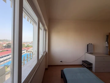 Apartamento T1 para Venda em Venteira