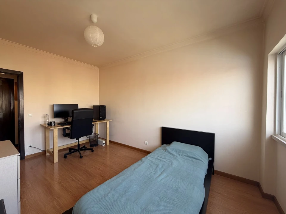 Apartamento T1 para Venda em Venteira Foto 13