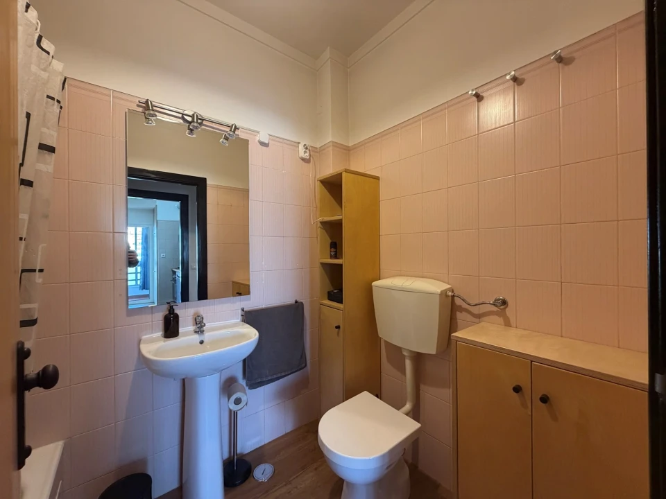 Apartamento T1 para Venda em Venteira Foto 21