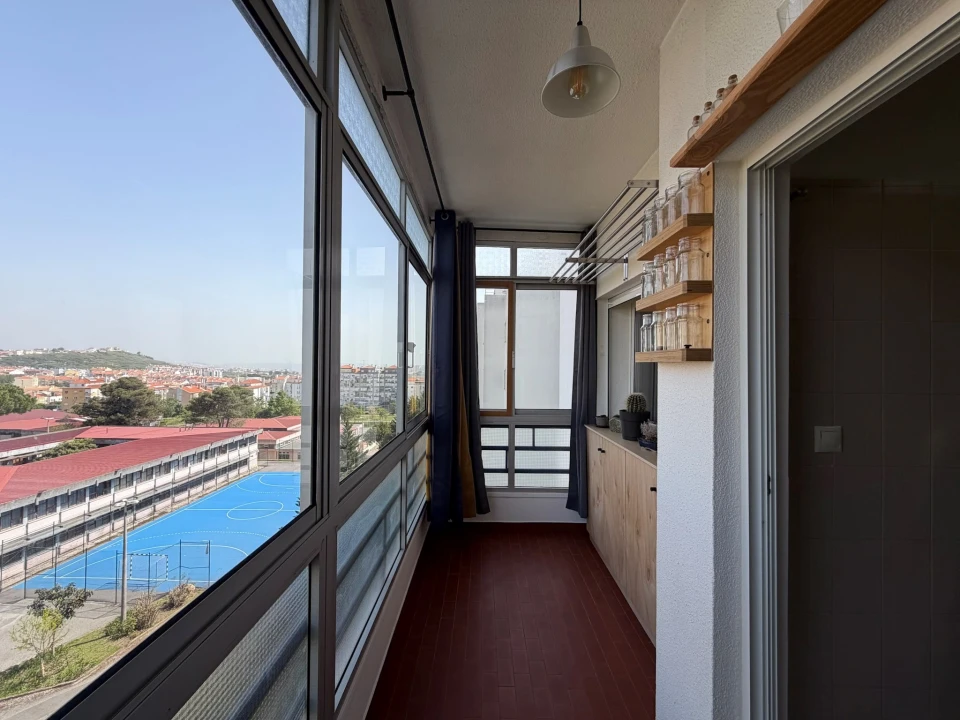 Apartamento T1 para Venda em Venteira Foto 8