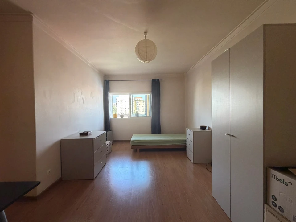 Apartamento T1 para Venda em Venteira Foto 17