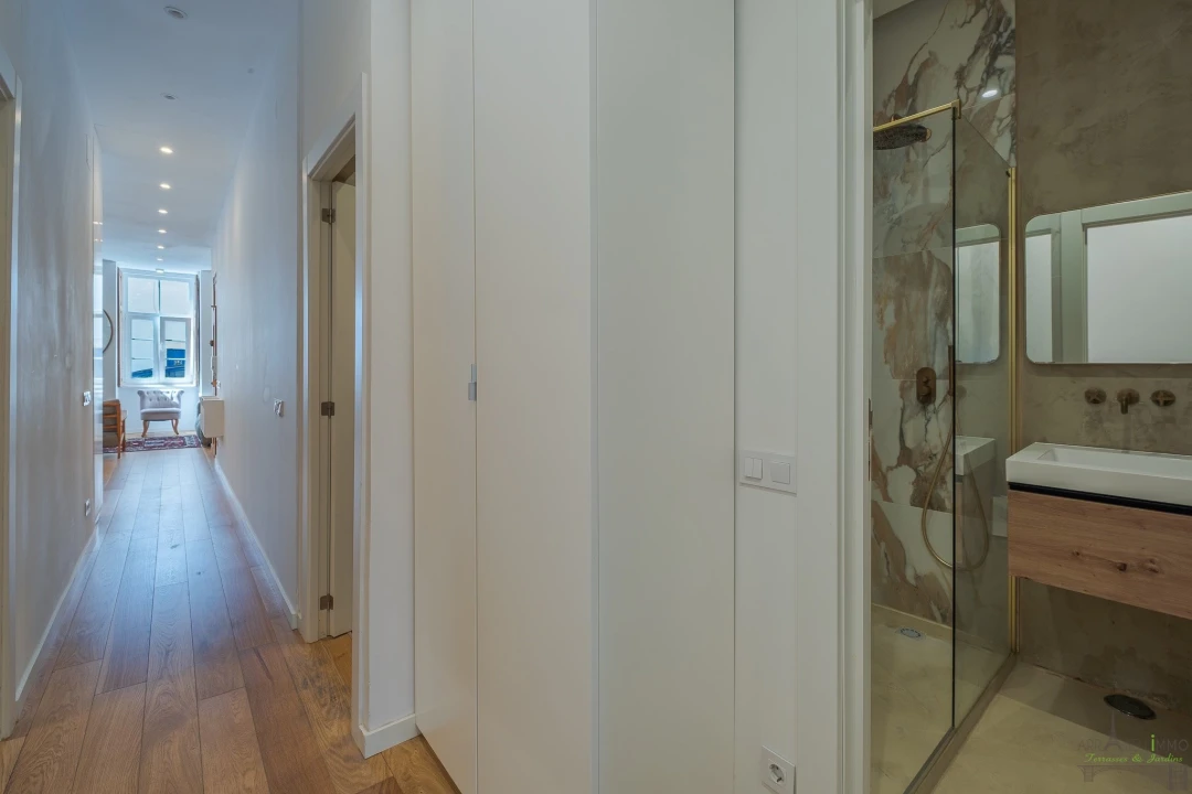 Apartamento T2 para Venda em Misericórdia Foto 23